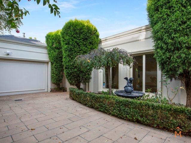 Townhouse for rent in Camerons Creek, Victoria