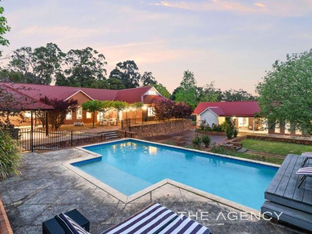 House for sale in Gooseberry Hill, City Of Kalamunda