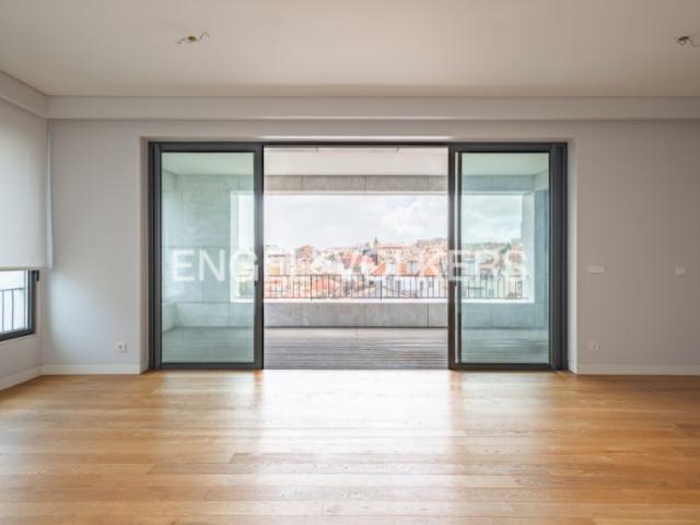 Apartamento alugar em Santo António, Lisboa