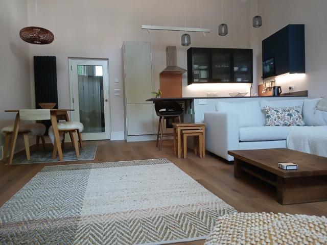 Apartment for rent in Earl's Court, Greater London
