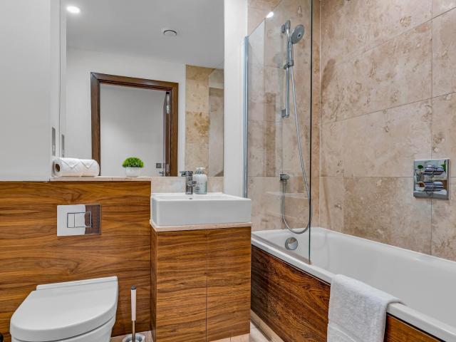 Apartment for rent in Whitechapel, Greater London