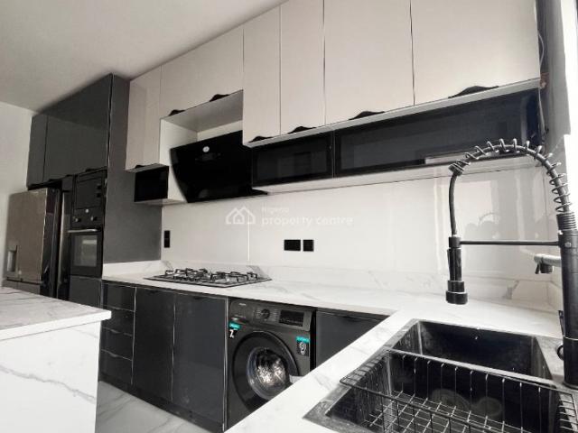 Flat for sale in Eti Osa, Lagos