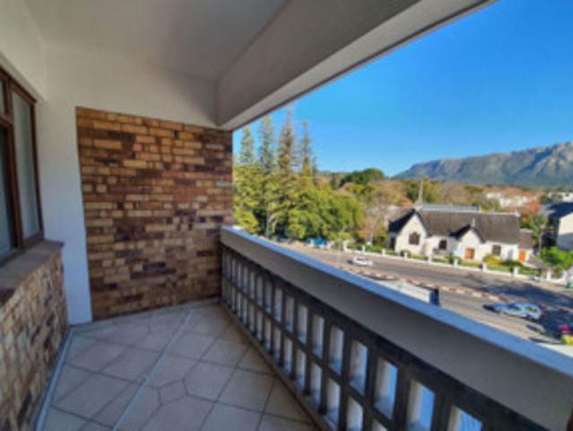 Townhouse for rent in Cape Town, Western Cape