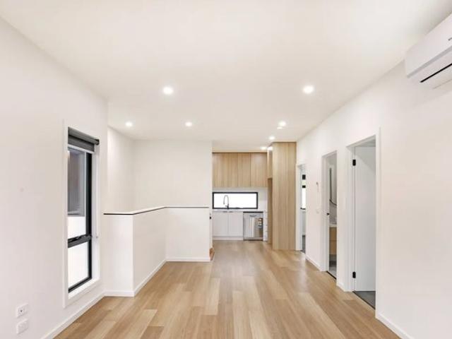 Townhouse for rent in Camerons Creek, Victoria