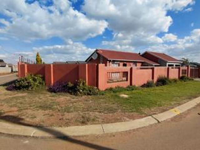 House for sale in Walkerville