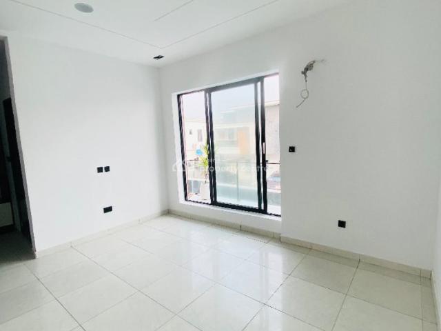 Duplex for sale in Eti Osa, Lagos