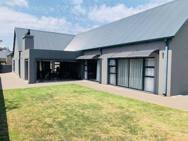 House for sale in Oranjeville, Free State