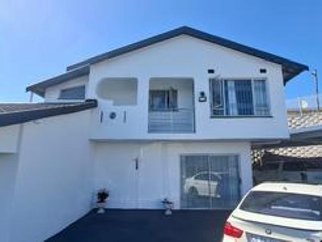 House for sale in Mt Edgecombe, Kwazulu-natal