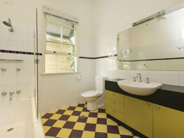 Apartment for rent in Toombul, Queensland