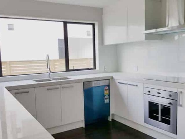 House for rent in Howick, Oroua County