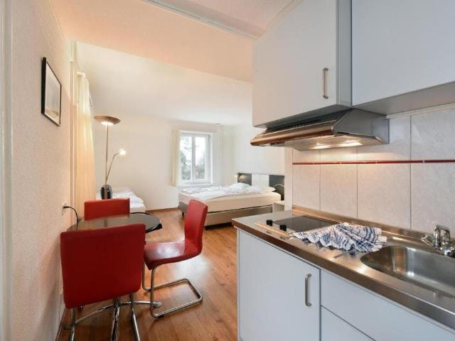 Apartment mieten in Einigen, Zürich