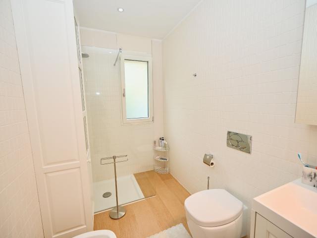 Apartment kaufen in Collina d'Oro, Tessin