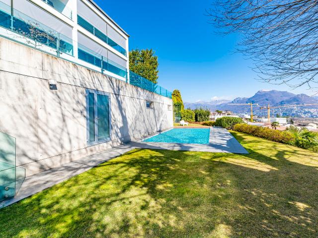 Apartment kaufen in Collina d'Oro, Tessin