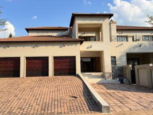 House for rent in Maroeladal, Randburg