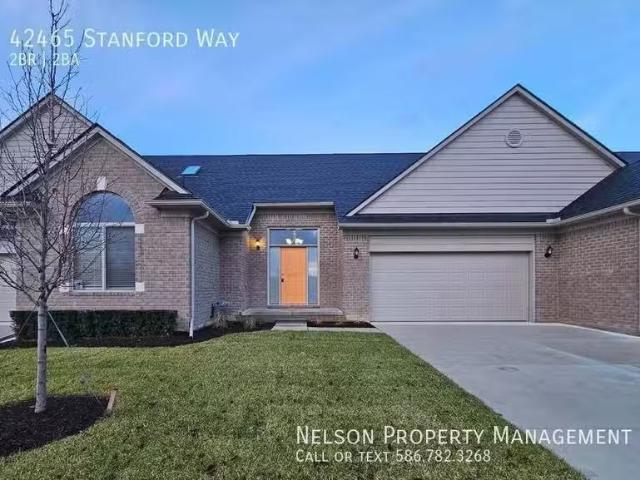 Condo for rent in Clinton Township