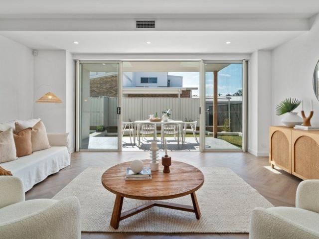 House for rent in Wollongong West, New South Wales