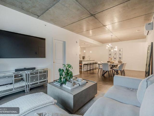 Apartment for rent in Pointe-claire, Quebec