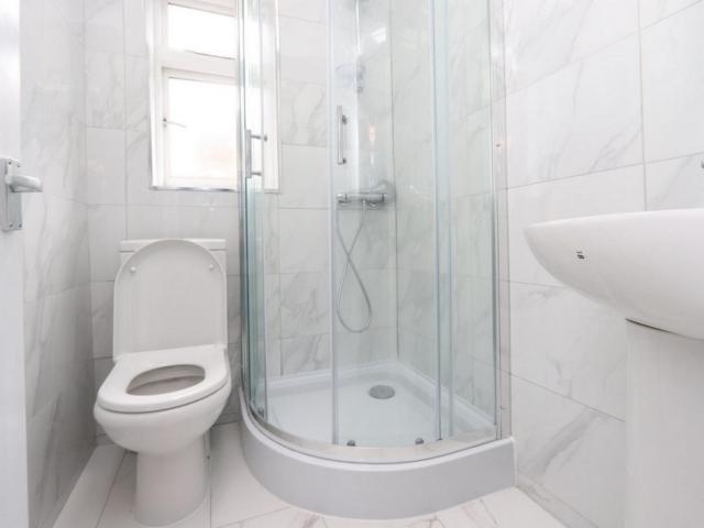 Room for rent in Mile End, Greater London