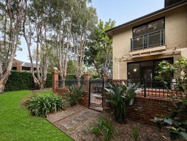 Townhouse for sale in Sydney, New South Wales