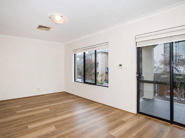 House for rent in Cockburn, Western Australia