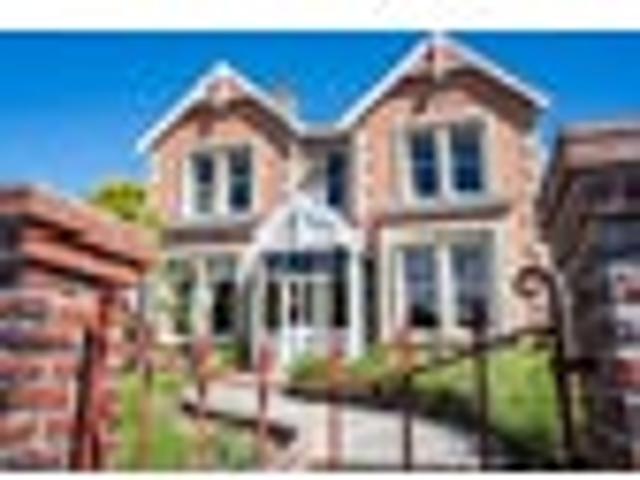 House for sale in Otakou
