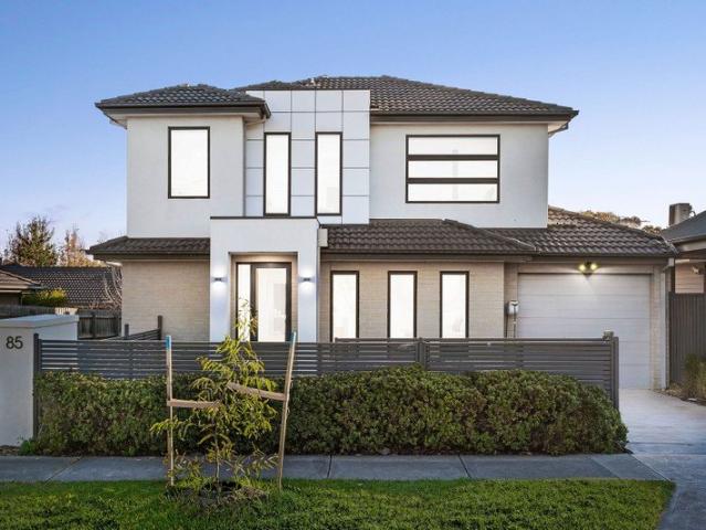 Townhouse for sale in Camerons Creek, Victoria