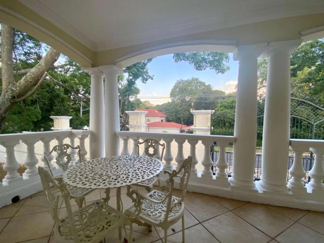 Apartment for rent in Waterkloof, Gauteng