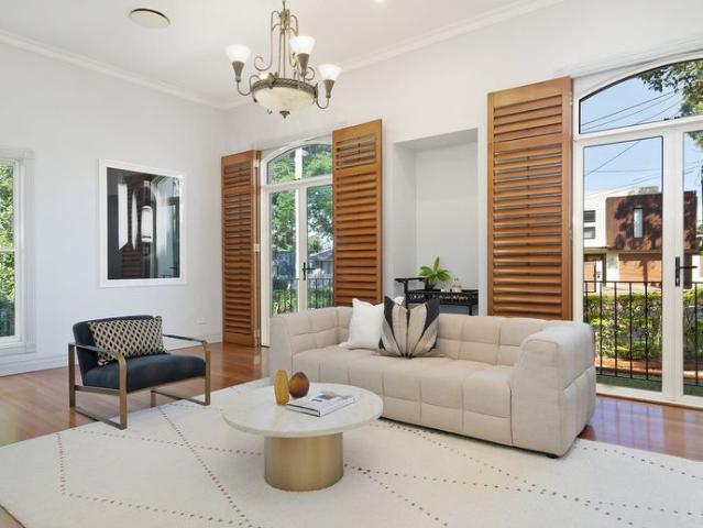 House for rent in St Lucia, Greater Brisbane