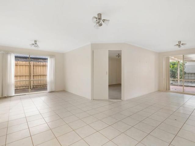 House for rent in Willowgreen, Melbourne
