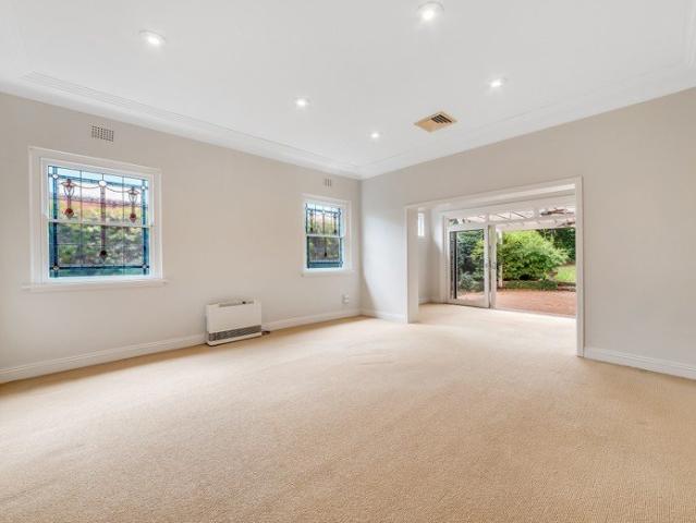 House for rent in Lower North Shore, Sydney