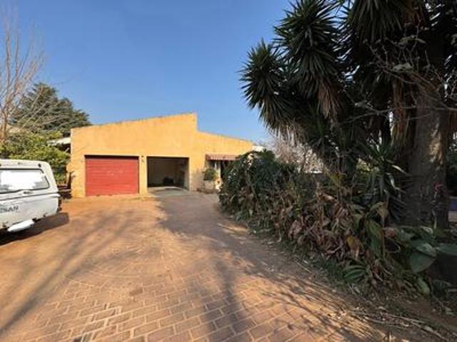 House for sale in Kempton Park