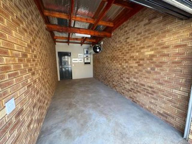 Townhouse for sale in Ekurhuleni, Gauteng