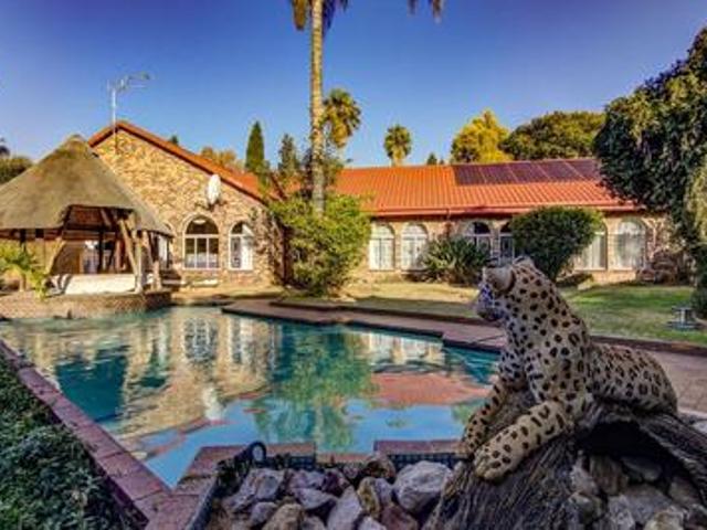 House for sale in Kempton Park, Edleen