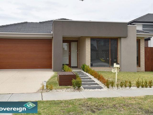 House for rent in Somerfield Estate, Melbourne