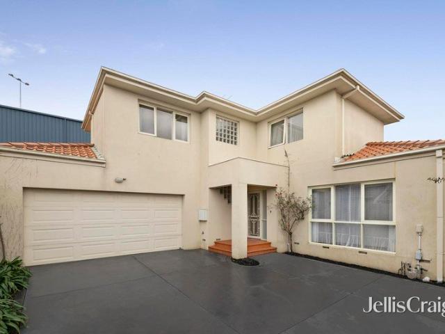 Townhouse for sale in Camerons Creek, Victoria