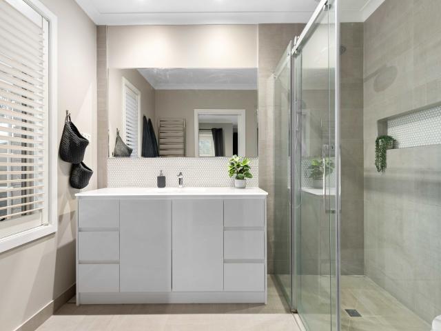 House for sale in Tenterfield, Melbourne