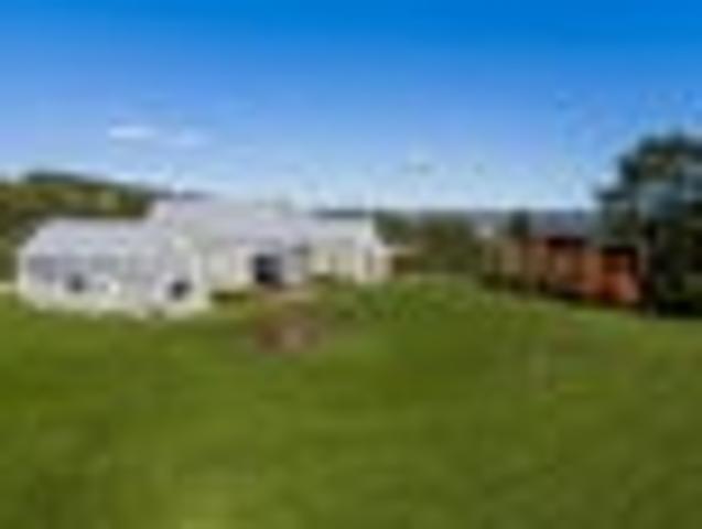 House for sale in Awhitu