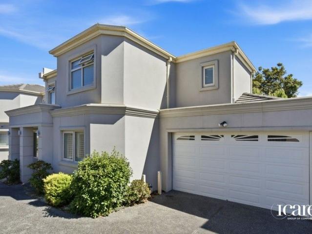 Townhouse for sale in Camerons Creek, Victoria