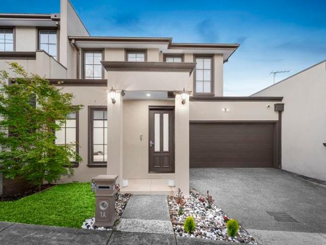 Townhouse for sale in Camerons Creek, Victoria