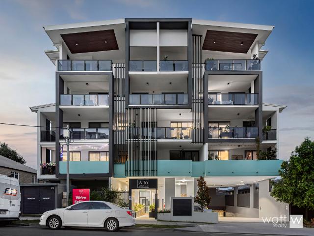 Townhouse for sale in Toombul, Queensland