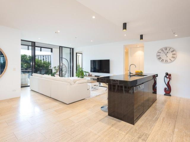 Apartment for sale in Benowa, Gold Coast City
