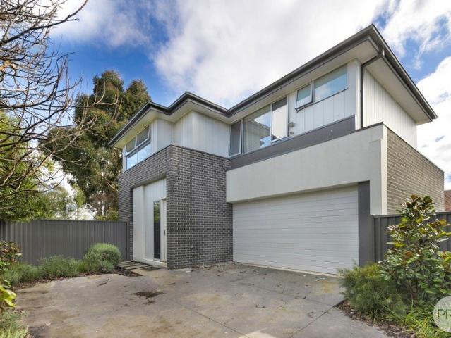 Townhouse for sale in Ballarat, Victoria