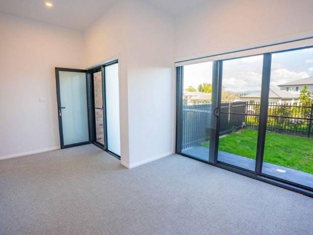 Townhouse for rent in Valentine, Newcastle-Maitland