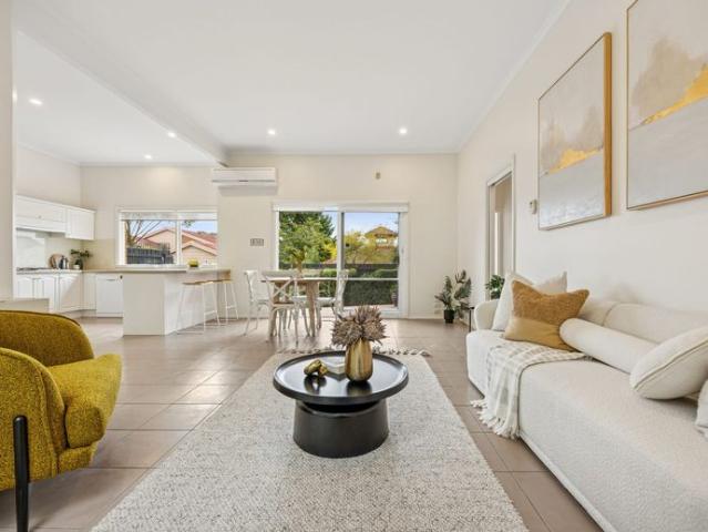 Apartment for rent in Hawthorn East, Melbourne