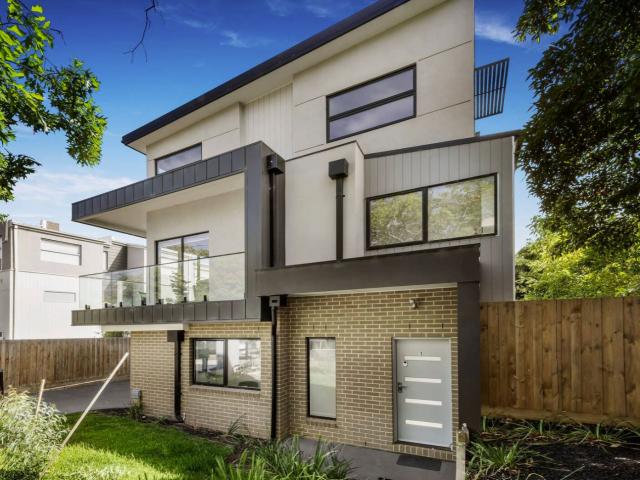House for rent in Box Hill North