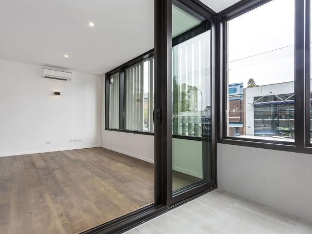 Apartment for rent in Lower North Shore, Sydney