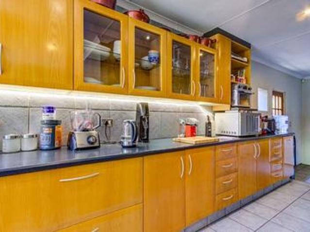 Townhouse for sale in Ekurhuleni, Gauteng