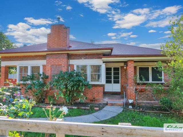 House for rent in Chiltern, Victoria