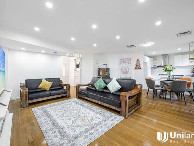 Townhouse for rent in Sydney, New South Wales