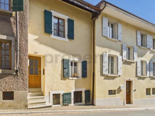 Haus kaufen in Aubonne, Waadt